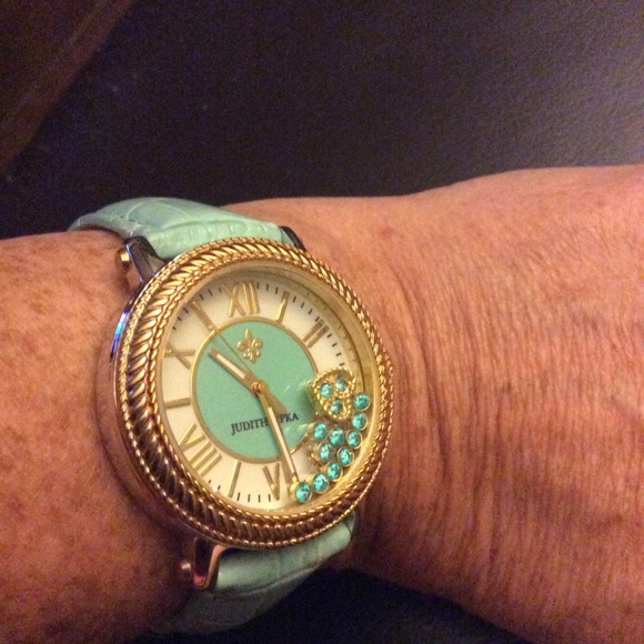 Judith Ripka Floating Heart Watch - Picture 3 of 4